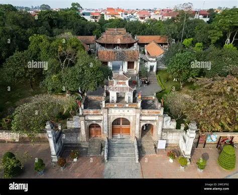  Thanh Loa Citadel! An Architectural Ode to Dynastic Power and Spiritual Harmony